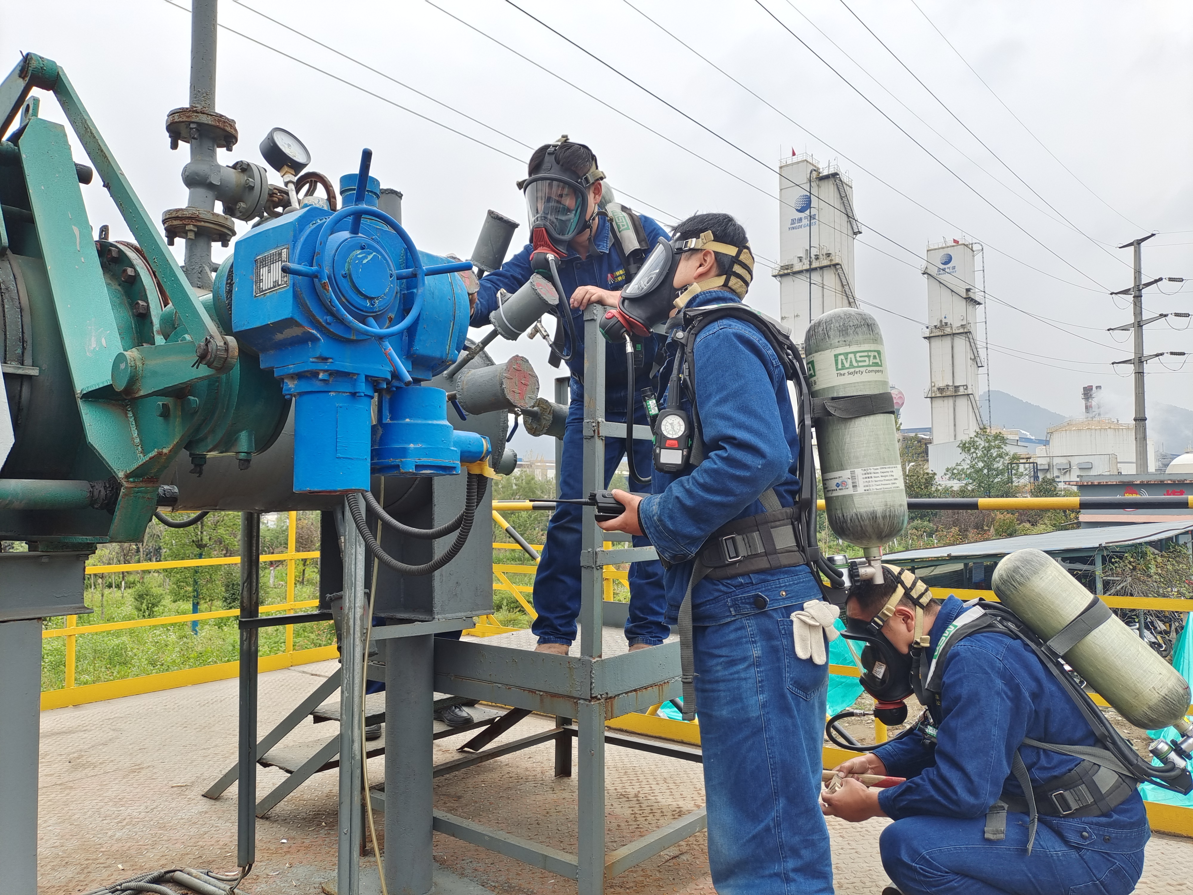 “鋪路搭橋”助力職工成長成才 “鋪路搭橋”助力職工成長成才